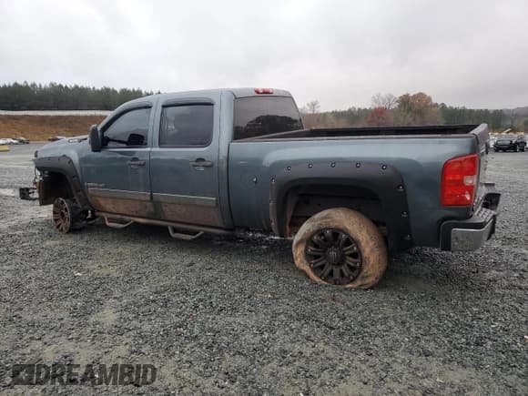 ✅ 2008 Chevrolet Silverado 2500HD Work Truck • VIN: 1GCHK23K58F154783 • Lot: 80951814. Wystawiony na Copart z przebiegiem 204 962 mil. Bezpłatny archiwum sprzedaży aukcyjnych z USA i szczegółowy raport historii pojazdu na DreamBid. Zdjęcie 2.