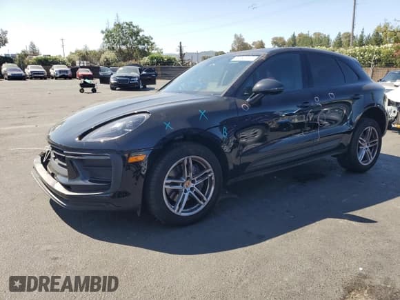 ✅ 2024 Porsche Macan • VIN: WP1AA2A57RLB12294 • Lot: 70940765. Wystawiony na Copart z przebiegiem 41 440 mil. Bezpłatny archiwum sprzedaży aukcyjnych z USA i szczegółowy raport historii pojazdu na DreamBid. Zdjęcie 1.