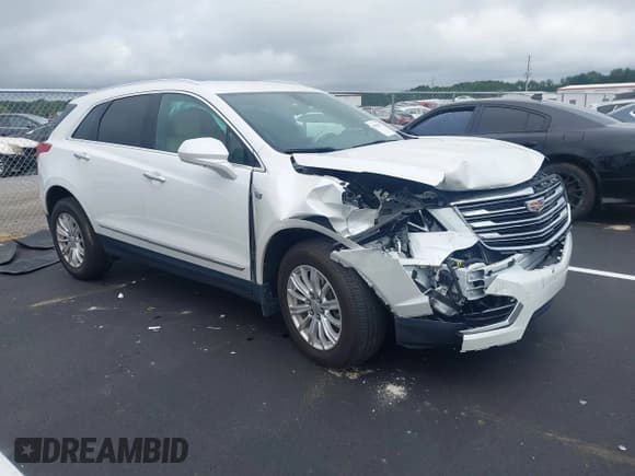 ✅ 2017 Cadillac XT5 FWD • VIN: 1GYKNARS1HZ138586 • Лот: 42951197. Опубликован ранее на IAAI с пробегом 69 129 миль. Бесплатный доступ к архиву аукционных продаж из США и подробный отчёт об истории автомобиля на DreamBid. Изображение 1.