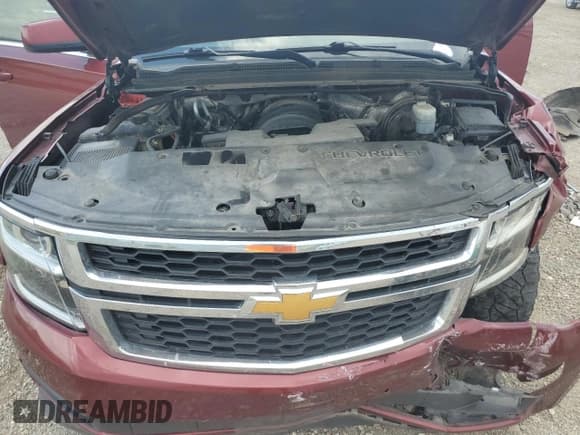 ✅ 2016 Chevrolet Suburban LT • VIN: 1GNSCHKCXGR274969 • Lot: 62906974. Wystawiony na Copart z przebiegiem 178 721 mil. Bezpłatny archiwum sprzedaży aukcyjnych z USA i szczegółowy raport historii pojazdu na DreamBid. Zdjęcie 14.