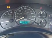 ✅ 2002 Chevrolet Silverado 2500HD LS • VIN: 1GCHK23U22F147301 • Lot: 43522784. Wystawiony na IAAI z przebiegiem 161 198 mil. Bezpłatny archiwum sprzedaży aukcyjnych z USA i szczegółowy raport historii pojazdu na DreamBid. Zdjęcie 7.