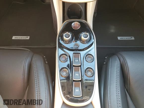 ✅ 2023 McLaren GT • VIN: SBM22GCAXPW002692 • Lot: 41496504. Wystawiony na Copart z przebiegiem Nie podano. Bezpłatny archiwum sprzedaży aukcyjnych z USA i szczegółowy raport historii pojazdu na DreamBid. Zdjęcie 10.