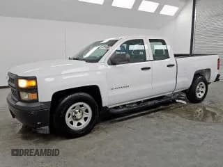 ✅ 2015 Chevrolet Silverado 1500 Work Truck • VIN: 1GCRCPEC6FZ246582 • Лот: 64452975. Опубликован ранее на Copart с пробегом 171 242 миль. Бесплатный доступ к архиву аукционных продаж из США и подробный отчёт об истории автомобиля на DreamBid. Изображение 1.