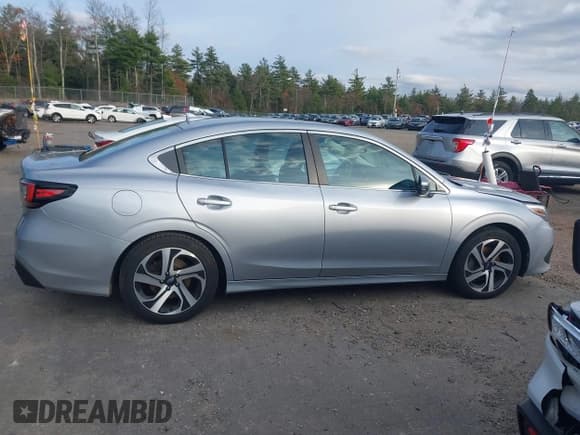 ✅ 2021 Subaru Legacy Limited • VIN: 4S3BWAN64M3016359 • Лот: 43645933. Опубликован ранее на IAAI с пробегом 41 739 миль. Бесплатный доступ к архиву аукционных продаж из США и подробный отчёт об истории автомобиля на DreamBid. Изображение 14.