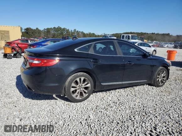 2013 Hyundai Azera with VIN KMHFG4JG6DA281659, listed as a Copart auction lot 86369694 with 200,813 mi miles and Salvage title. Bid and sale history available at DreamBid. Image 3.