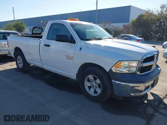 2016 Ram 1500 Tradesman с VIN 3C6JR6DG8GG239636, выставлен на аукционе IAAI как лот 41366332 с пробегом 117 082 миль миль и . История ставок и продаж доступна на DreamBid. Изображение 1.