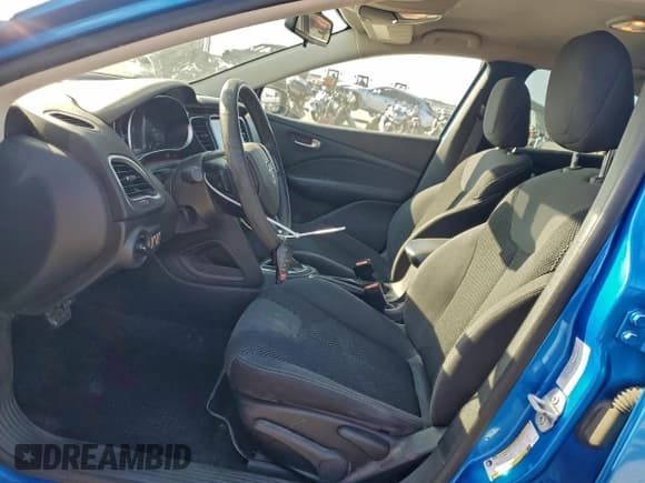 ✅ 2016 Dodge Dart SXT • VIN: 1C3CDFBB4GD645342 • Lot: 94951985. Wystawiony na Copart z przebiegiem 206 151 mil. Bezpłatny archiwum sprzedaży aukcyjnych z USA i szczegółowy raport historii pojazdu na DreamBid. Zdjęcie 7.