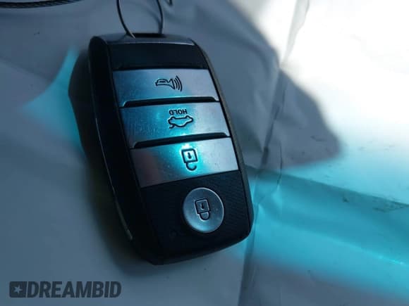 ✅ 2020 Kia Optima LX • VIN: 5XXGT4L32LG409400 • Lot: 42787516. Listed on IAAI with 104,927 mi. Free auction sales archive from the USA and detailed vehicle history report at DreamBid. Image 11.