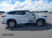 ✅ 2023 Toyota Highlander XSE • VIN: 5TDKDRBH1PS013710 • Lot: 43594214. Wystawiony na IAAI z przebiegiem 18 876 mil. Bezpłatny archiwum sprzedaży aukcyjnych z USA i szczegółowy raport historii pojazdu na DreamBid. Zdjęcie 13.