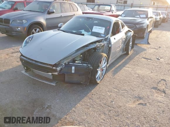 ✅ 2024 Porsche 911 Carrera S • VIN: WP0AB2A98RS279867 • Lot: 43170001. Wystawiony na IAAI z przebiegiem 13 721 mil. Bezpłatny archiwum sprzedaży aukcyjnych z USA i szczegółowy raport historii pojazdu na DreamBid. Zdjęcie 19.