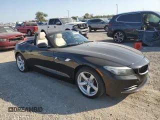 ✅ 2012 BMW Z4 sDrive28i • VIN: WBALL5C5XCE716711 • Лот: 75706534. Опубликован ранее на Copart с пробегом 89 948 миль. Бесплатный доступ к архиву аукционных продаж из США и подробный отчёт об истории автомобиля на DreamBid. Изображение 4.