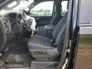 ✅ 2019 Chevrolet Silverado 1500 LT • VIN: 1GCUWCED5KZ110666 • Лот: 63881774. Опубликован ранее на Copart с пробегом 119 490 миль. Бесплатный доступ к архиву аукционных продаж из США и подробный отчёт об истории автомобиля на DreamBid. Изображение 7.