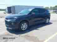 ✅ 2021 Chevrolet Blazer LT • VIN: 3GNKBJRSXMS512741 • Lot: 42591803. Wystawiony na IAAI z przebiegiem 93 057 mil mil. Skorzystaj z bezpłatnego archiwum sprzedaży aukcyjnych z USA i zobacz szczegółowy raport historii pojazdu na DreamBid. Zdjęcie 2.