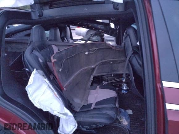 ✅ 2016 Tesla Model X P90D • VIN: 5YJXCAE49GFS00801 • Lot: 73033772. Listed on Copart with Not provided. Free auction sales archive from the USA and detailed vehicle history report at DreamBid. Image 10.