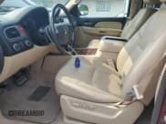 ✅ 2008 Chevrolet Suburban 1LT • VIN: 1GNFK16328J236819 • Lot: 67615475. Wystawiony na Copart z przebiegiem 165 732 mil. Bezpłatny archiwum sprzedaży aukcyjnych z USA i szczegółowy raport historii pojazdu na DreamBid. Zdjęcie 7.