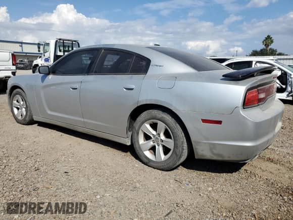 ✅ 2012 Dodge Charger SE • VIN: 2C3CDXBG6CH202916 • Lot: 82659015. Wystawiony na Copart z przebiegiem 236 826 mil. Bezpłatny archiwum sprzedaży aukcyjnych z USA i szczegółowy raport historii pojazdu na DreamBid. Zdjęcie 2.