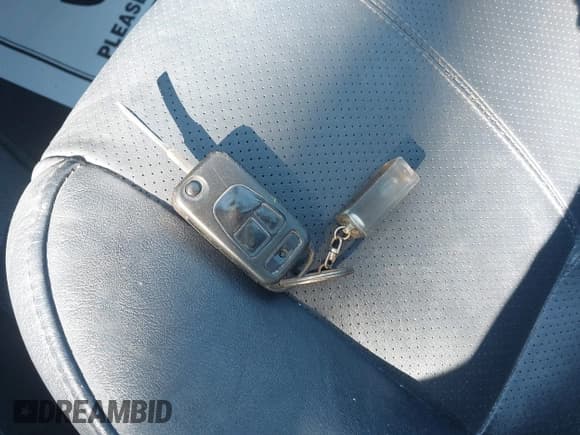 ✅ 2004 Mercedes-Benz M 350 • VIN: 4JGAB57E74A468252 • Lot: 41706046. Listed on IAAI with 126,119 mi. Free auction sales archive from the USA and detailed vehicle history report at DreamBid. Image 11.