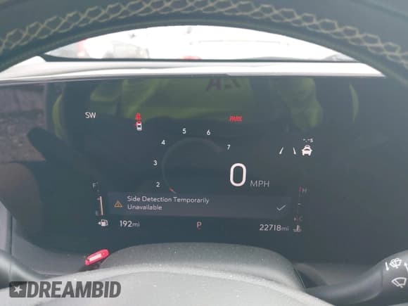 ✅ 2024 Buick Encore GX Preferred • VIN: KL4AMBS24RB032836 • Lot: 43412674. Wystawiony na IAAI z przebiegiem 22 718 mil. Bezpłatny archiwum sprzedaży aukcyjnych z USA i szczegółowy raport historii pojazdu na DreamBid. Zdjęcie 7.