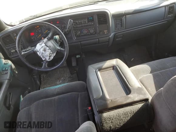 ✅ 2001 Chevrolet Silverado 2500HD LS • VIN: 1GCHK29111E288894 • Lot: 48788915. Wystawiony na Copart z przebiegiem 144 437 mil. Bezpłatny archiwum sprzedaży aukcyjnych z USA i szczegółowy raport historii pojazdu na DreamBid. Zdjęcie 8.