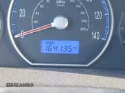 ✅ 2008 Hyundai Santa Fe GLS • VIN: 5NMSG13D68H164163 • Lot: 43527166. Wystawiony na IAAI z przebiegiem 164 135 mil. Bezpłatny archiwum sprzedaży aukcyjnych z USA i szczegółowy raport historii pojazdu na DreamBid. Zdjęcie 15.