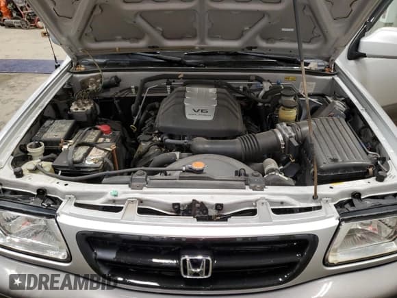 ✅ 2001 Honda Passport LX • VIN: 4S6DM58W814406889 • Lot: 84244735. Listed on Copart with 158,711 mi. Free auction sales archive from the USA and detailed vehicle history report at DreamBid. Image 12.