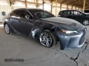 ✅ 2022 Lexus IS 300 • VIN: JTHAA1D20N5120585 • Lot: 91408755. Wystawiony na Copart z przebiegiem 27 291 mil. Bezpłatny archiwum sprzedaży aukcyjnych z USA i szczegółowy raport historii pojazdu na DreamBid. Zdjęcie 4.