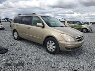 2007 Hyundai Entourage GLS z VIN KNDMC233676036924, wystawiony jako Copart lot #82183145 z przebiegiem 266 199 mil mil oraz Szkoda całkowita • Salvage title. Historia ofert i sprzedaży dostępna na DreamBid. Obrazek 4.