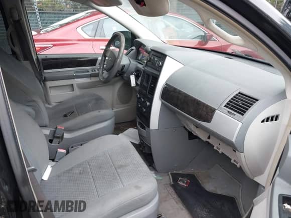 2010 Dodge Grand Caravan SXT с VIN 2D4RN5D13AR247371, выставлен на аукционе IAAI как лот 43431052 с пробегом 112 366 миль миль и . История ставок и продаж доступна на DreamBid. Изображение 5.