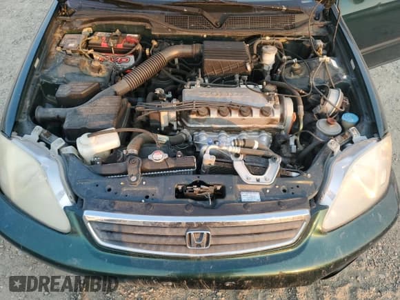 ✅ 2000 Honda Civic LX • VIN: 2HGEJ6673YH589404 • Лот: 63687065. Опубликован ранее на Copart с пробегом 164 402 миль. Бесплатный доступ к архиву аукционных продаж из США и подробный отчёт об истории автомобиля на DreamBid. Изображение 11.