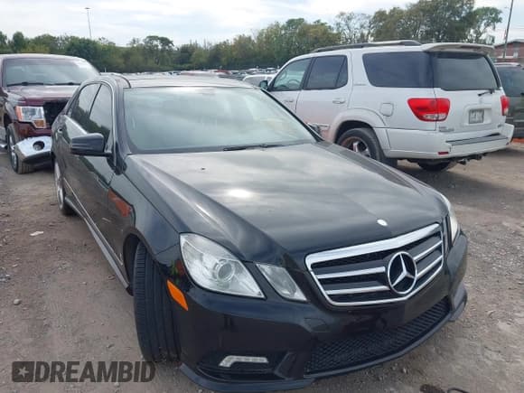 ✅ 2011 Mercedes-Benz E 350 Luxury • VIN: WDDHF8HB8BA411896 • Lot: 43484713. Wystawiony na IAAI z przebiegiem 219 809 mil. Bezpłatny archiwum sprzedaży aukcyjnych z USA i szczegółowy raport historii pojazdu na DreamBid. Zdjęcie 6.