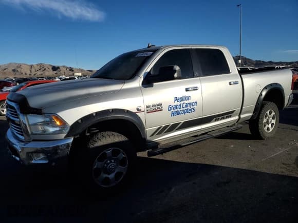 ✅ 2016 Ram 2500 Big Horn • VIN: 3C6UR5DL6GG113070 • Lot: 81047544. Listed on Copart with 138,605 mi. Free auction sales archive from the USA and detailed vehicle history report at DreamBid. Image 1.