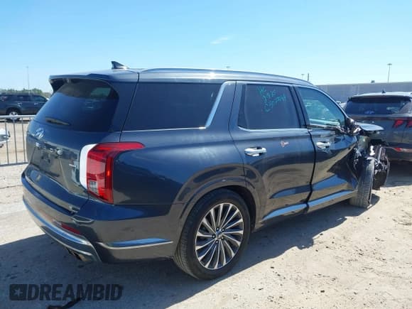 ✅ 2024 Hyundai Palisade Calligraphy • VIN: KM8R7DGE8RU717307 • Лот: 41677830. Опубликован ранее на IAAI с пробегом 30 761 миль. Бесплатный доступ к архиву аукционных продаж из США и подробный отчёт об истории автомобиля на DreamBid. Изображение 4.