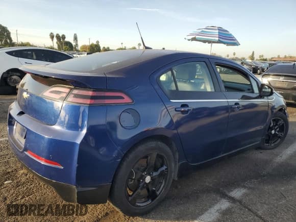 ✅ 2013 Chevrolet Volt • VIN: 1G1RH6E40DU144038 • Lot: 79498494. Wystawiony na Copart z przebiegiem 69 473 mil. Bezpłatny archiwum sprzedaży aukcyjnych z USA i szczegółowy raport historii pojazdu na DreamBid. Zdjęcie 3.