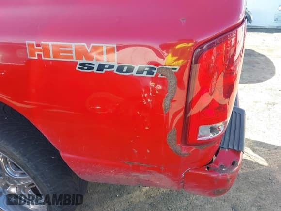 ✅ 2005 Dodge 1500 SLT • VIN: 1D7HA18D55J556065 • Лот: 41536112. Опубликован ранее на IAAI с пробегом 282 083 миль. Бесплатный доступ к архиву аукционных продаж из США и подробный отчёт об истории автомобиля на DreamBid. Изображение 6.