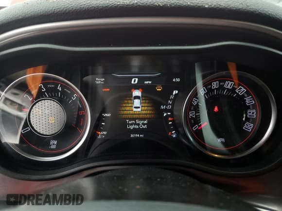 ✅ 2021 Dodge Challenger R/T Scat Pack • VIN: 2C3CDZFJ4MH610334 • Lot: 44560284. Wystawiony na Copart z przebiegiem 30 194 mil. Bezpłatny archiwum sprzedaży aukcyjnych z USA i szczegółowy raport historii pojazdu na DreamBid. Zdjęcie 9.