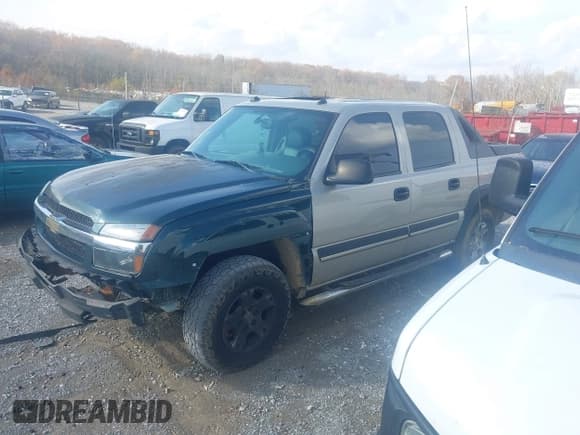 ✅ 2004 Chevrolet Avalanche Z66 • VIN: 3GNEC12T74G309595 • Lot: 43743948. Wystawiony na IAAI z przebiegiem Nie podano. Bezpłatny archiwum sprzedaży aukcyjnych z USA i szczegółowy raport historii pojazdu na DreamBid. Zdjęcie 2.