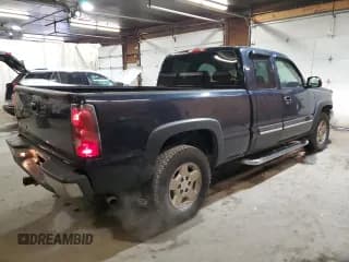 ✅ 2007 Chevrolet Silverado 1500 Work Truck • VIN: 1GCEK19Z67Z191551 • Lot: 90628445. Listed on Copart with 95,936 mi. Free auction sales archive from the USA and detailed vehicle history report at DreamBid. Image 3.