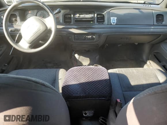 ✅ 2004 Ford Police Interceptor Base w/3.27 Axle • VIN: 2FAHP71W94X125795 • Lot: 71233435. Listed on Copart with 176,197 mi. Free auction sales archive from the USA and detailed vehicle history report at DreamBid. Image 8.