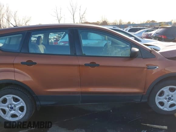 ✅ 2017 Ford Escape S • VIN: 1FMCU0F73HUD74043 • Lot: 43698576. Listed on IAAI with 70,852 mi. Free auction sales archive from the USA and detailed vehicle history report at DreamBid. Image 14.