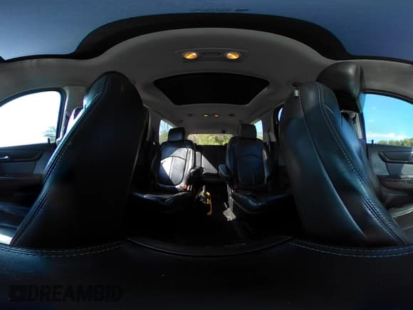 ✅ 2014 GMC Acadia SLT • VIN: 1GKKRRKD5EJ130946 • Lot: 43198208. Wystawiony na IAAI z przebiegiem 237 837 mil. Bezpłatny archiwum sprzedaży aukcyjnych z USA i szczegółowy raport historii pojazdu na DreamBid. Zdjęcie 18.