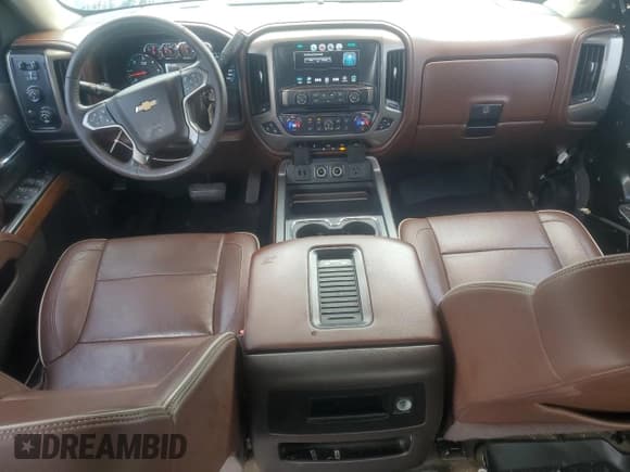 ✅ 2016 Chevrolet Silverado 1500 High Country • VIN: 3GCUKTEC2GG151654 • Lot: 81837595. Wystawiony na Copart z przebiegiem 108 036 mil. Bezpłatny archiwum sprzedaży aukcyjnych z USA i szczegółowy raport historii pojazdu na DreamBid. Zdjęcie 8.