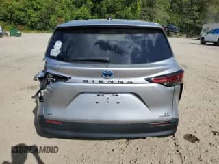 ✅ 2022 Toyota Sienna LE • VIN: 5TDKSKFC2NS068787 • Lot: 80866275. Listed on Copart with 121,430 mi. Free auction sales archive from the USA and detailed vehicle history report at DreamBid. Image 6.