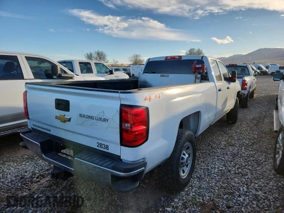 ✅ 2019 Chevrolet Silverado 2500HD Work Truck • VIN: 2GC2KREG4K1140380 • Лот: 80642355. Опубликован ранее на Copart с пробегом Не указан. Бесплатный доступ к архиву аукционных продаж из США и подробный отчёт об истории автомобиля на DreamBid. Изображение 3.
