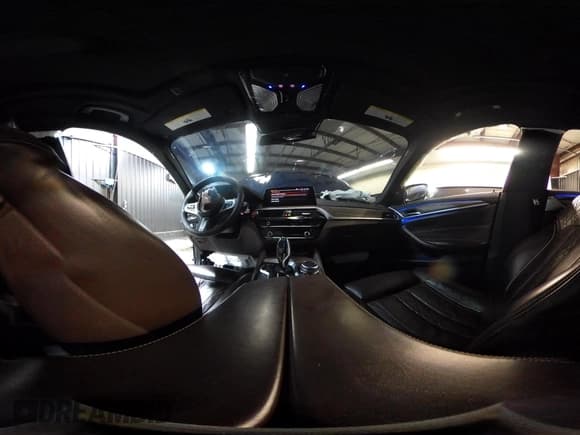 ✅ 2020 BMW 5 Series 540i xDrive • VIN: WBAJS3C04LCD33056 • Лот: 41410064. Опубликован ранее на IAAI с пробегом 71 332 миль. Бесплатный доступ к архиву аукционных продаж из США и подробный отчёт об истории автомобиля на DreamBid. Изображение 21.