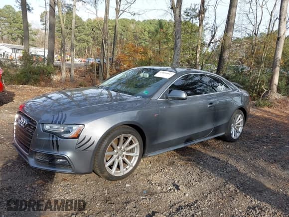 ✅ 2015 Audi A5 Premium Plus • VIN: WAUMFAFR2FA032556 • Лот: 43804847. Опубликован ранее на IAAI с пробегом 123 241 миль. Бесплатный доступ к архиву аукционных продаж из США и подробный отчёт об истории автомобиля на DreamBid. Изображение 2.