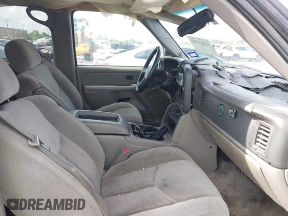 ✅ 2003 Chevrolet Suburban LT • VIN: 3GNFK16Z23G105100 • Лот: 42517356. Опубликован ранее на IAAI с пробегом 234 866 миль. Бесплатный доступ к архиву аукционных продаж из США и подробный отчёт об истории автомобиля на DreamBid. Изображение 5.