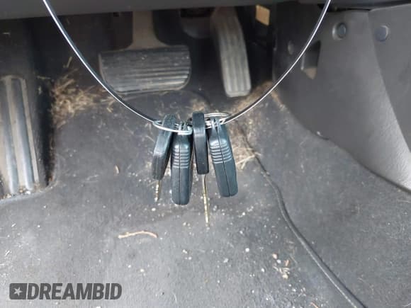 ✅ 1999 Mercury Cougar • VIN: 1ZWFT61L7X5670051 • Лот: 42273205. Опубликован ранее на IAAI с пробегом 92 722 миль. Бесплатный доступ к архиву аукционных продаж из США и подробный отчёт об истории автомобиля на DreamBid. Изображение 11.