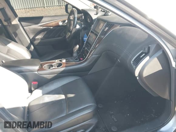 ✅ 2018 Infiniti Q50 Luxe • VIN: JN1EV7AP8JM355183 • Lot: 42928178. Wystawiony na IAAI z przebiegiem 98 941 mil. Bezpłatny archiwum sprzedaży aukcyjnych z USA i szczegółowy raport historii pojazdu na DreamBid. Zdjęcie 5.