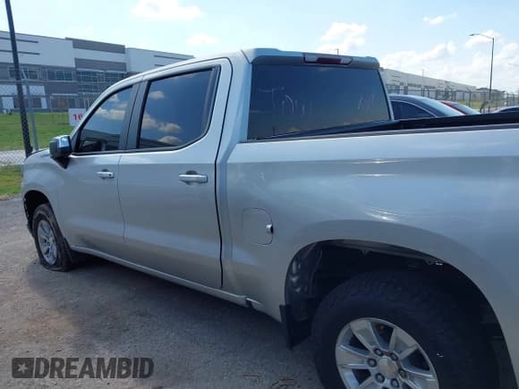 ✅ 2022 Chevrolet Silverado 1500 LT • VIN: 3GCUYDED0NG147841 • Лот: 43371658. Опубликован ранее на IAAI с пробегом 67 996 миль. Бесплатный доступ к архиву аукционных продаж из США и подробный отчёт об истории автомобиля на DreamBid. Изображение 14.