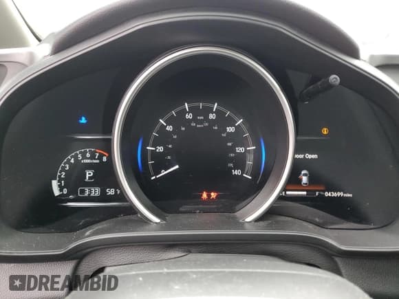 ✅ 2018 Honda Fit EX • VIN: 3HGGK5H83JM707397 • Лот: 90496265. Опубликован ранее на Copart с пробегом 43 699 миль. Бесплатный доступ к архиву аукционных продаж из США и подробный отчёт об истории автомобиля на DreamBid. Изображение 9.